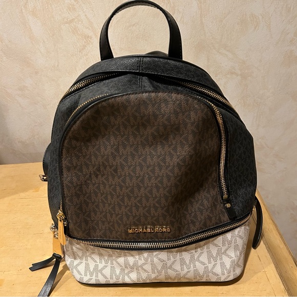 Michael Kors Rhea mini-color block signature logo backpack style 30S0GELB2V - Picture 1 of 12
